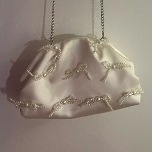 Elegant White Pearl-Embellished Women's Bag